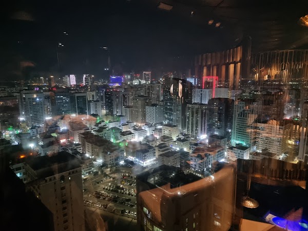 Stratos in Abu Dhabi