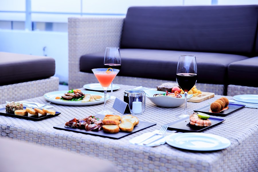 Skybar 25, Accra