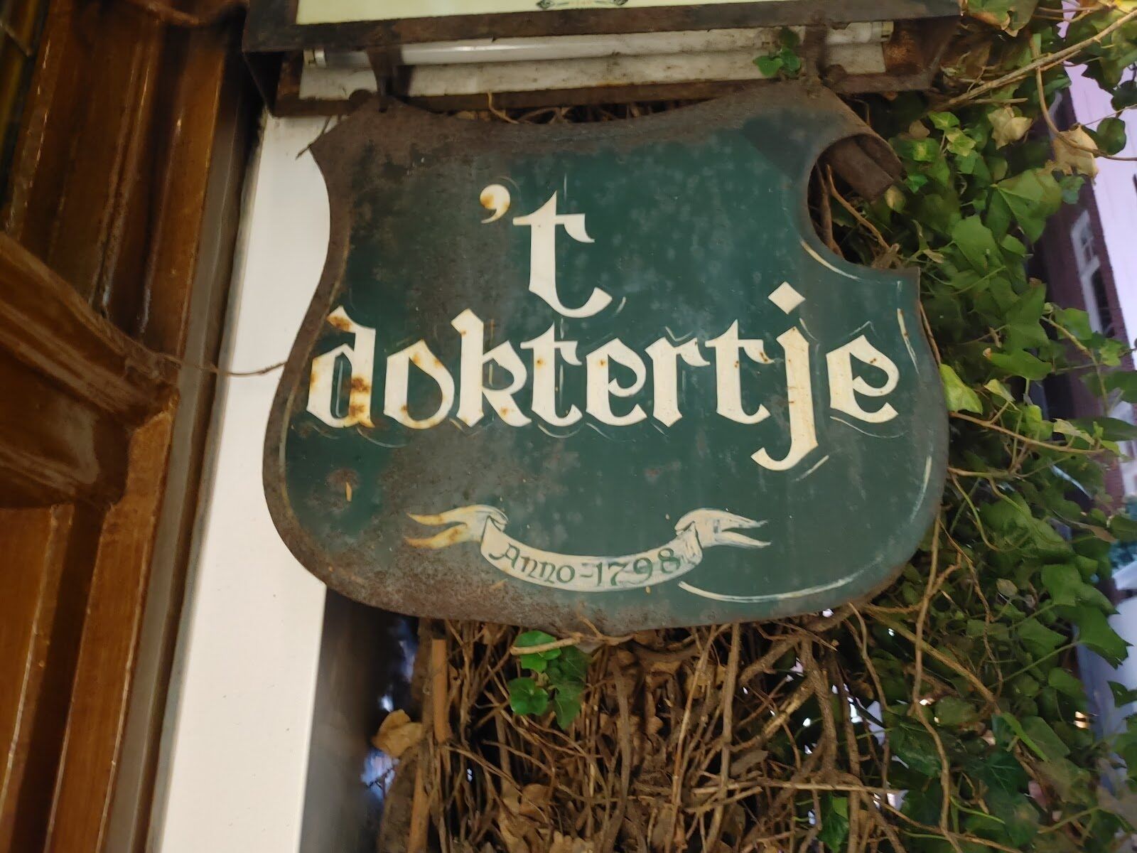 Cafe de Dokter in Amsterdam