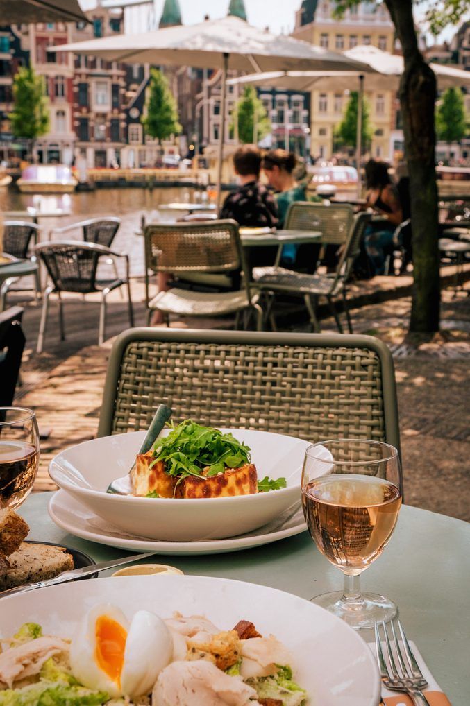 Cafe de Jaren bar service