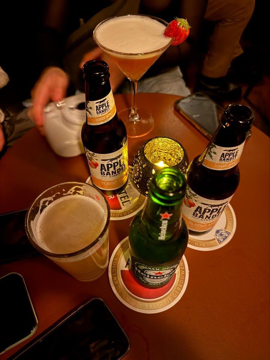 Cafe Alto Centrum atmosphere