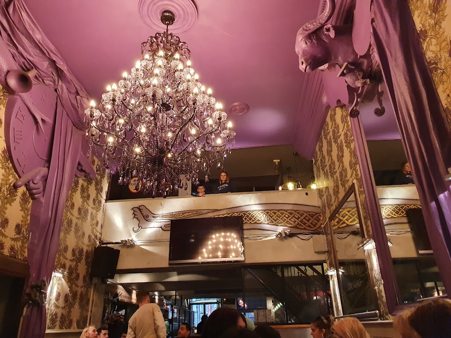 The Tara Amsterdam evening service