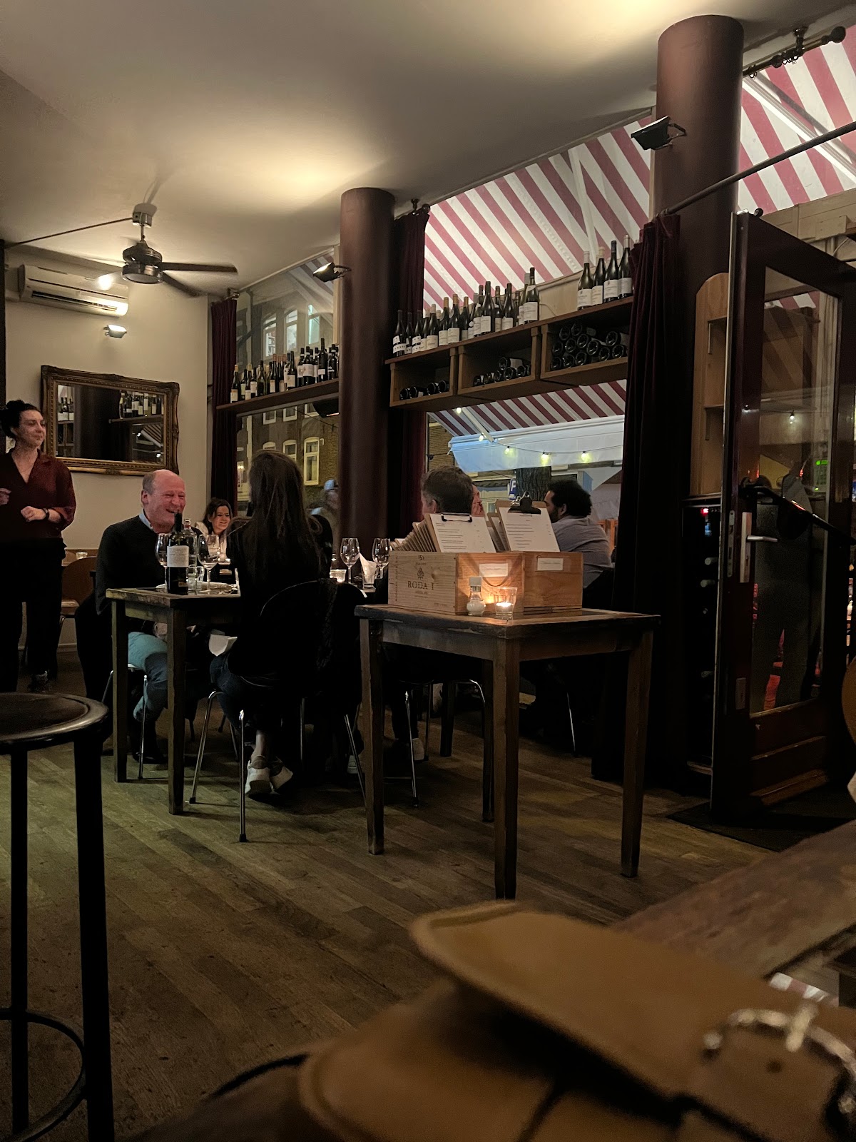 Wijnbar Boelen & crowd