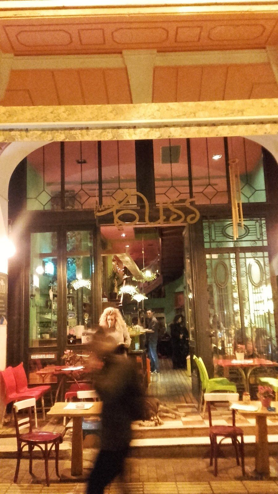 Pure Bliss Cafe bar service