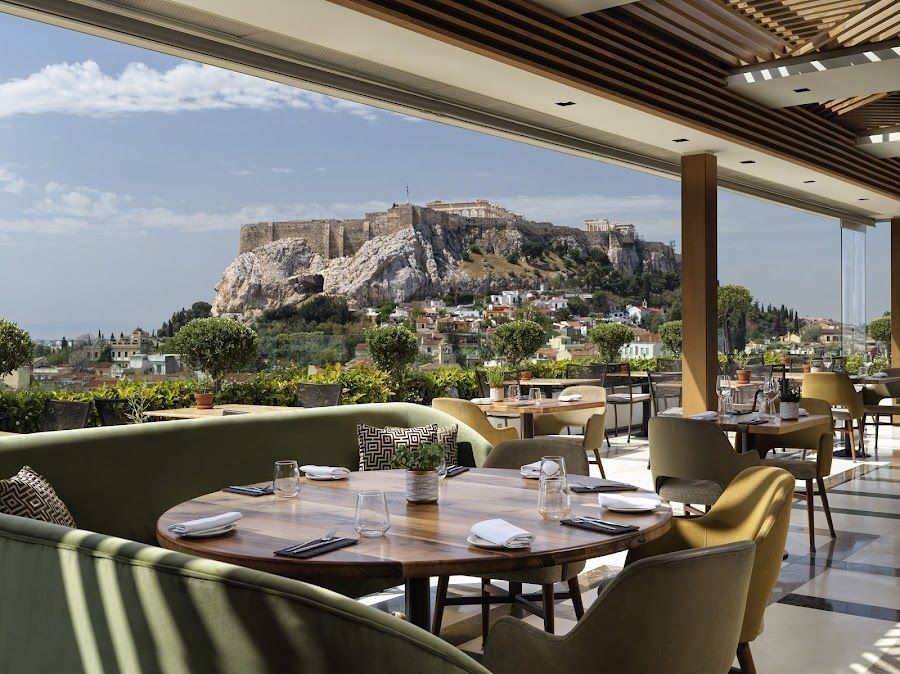 Roof Garden Electra Palace bar service