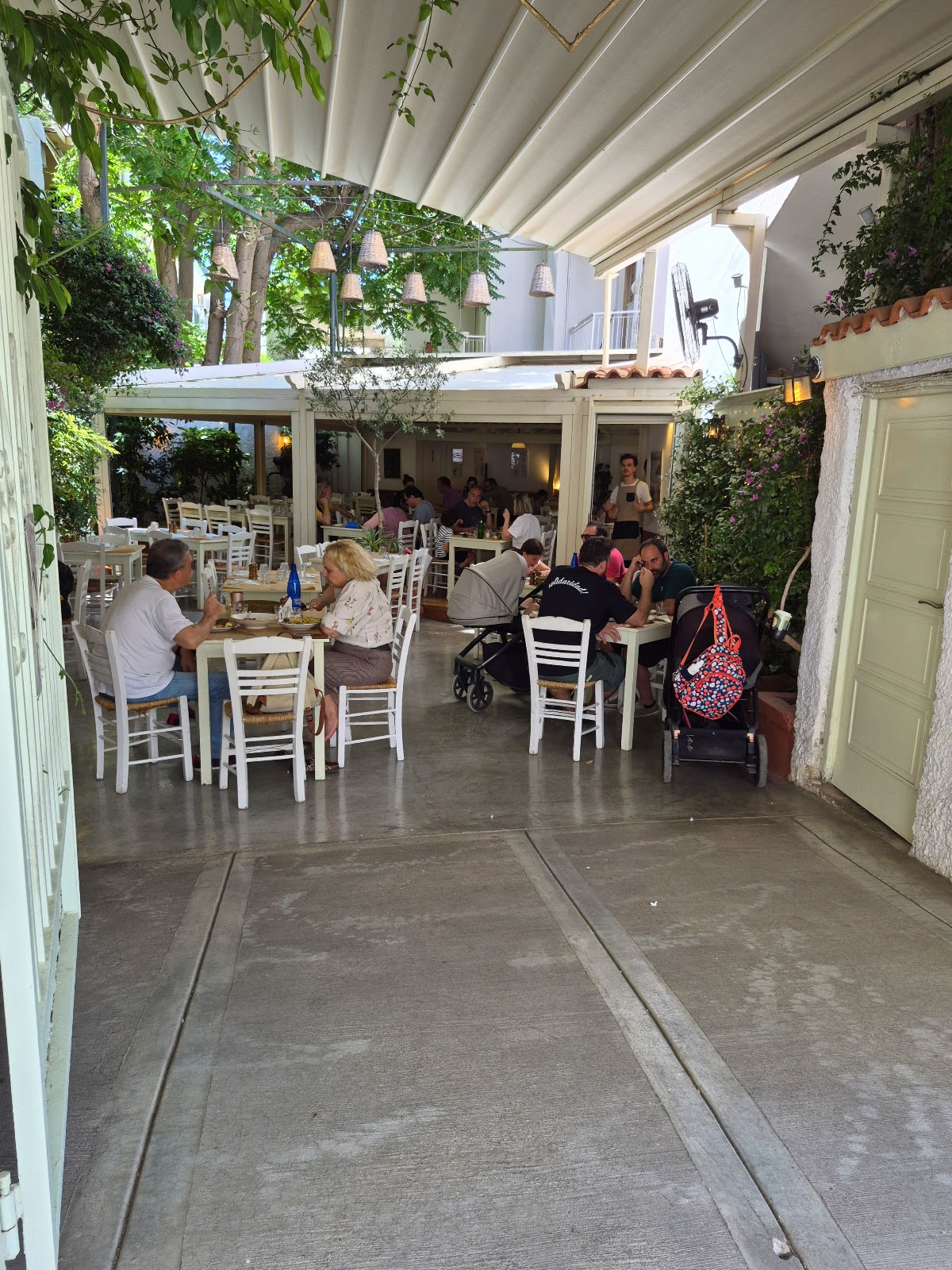 Vyrinis, Athens