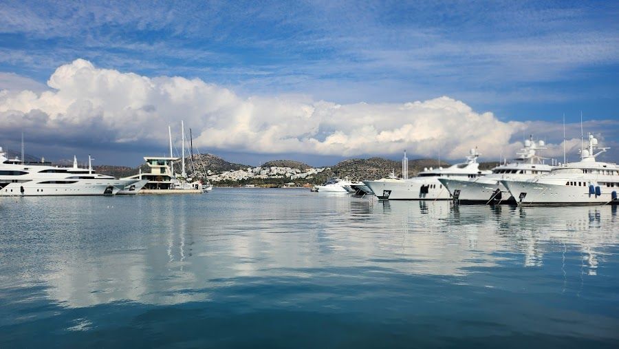 Yacht Club Athens Vouliagmeni atmosphere