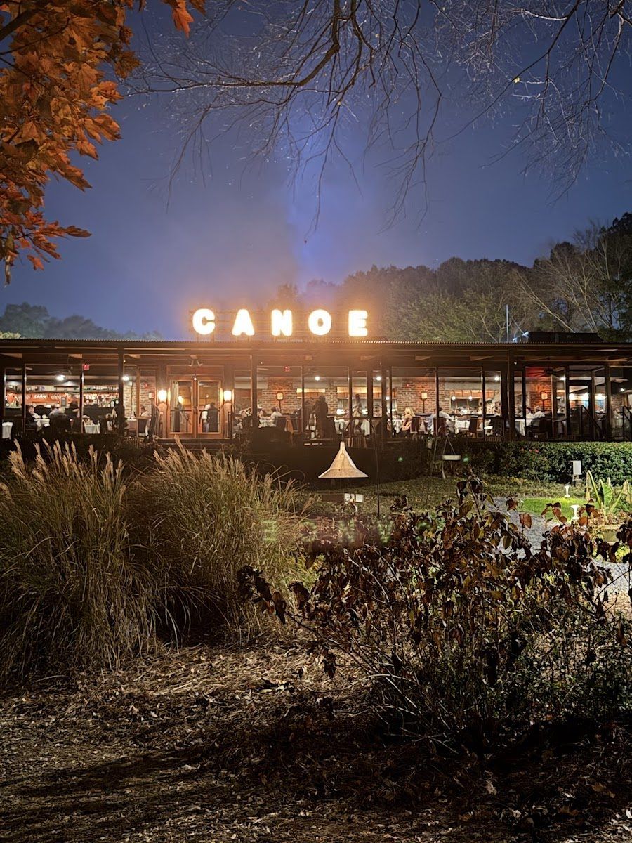 Canoe bar service