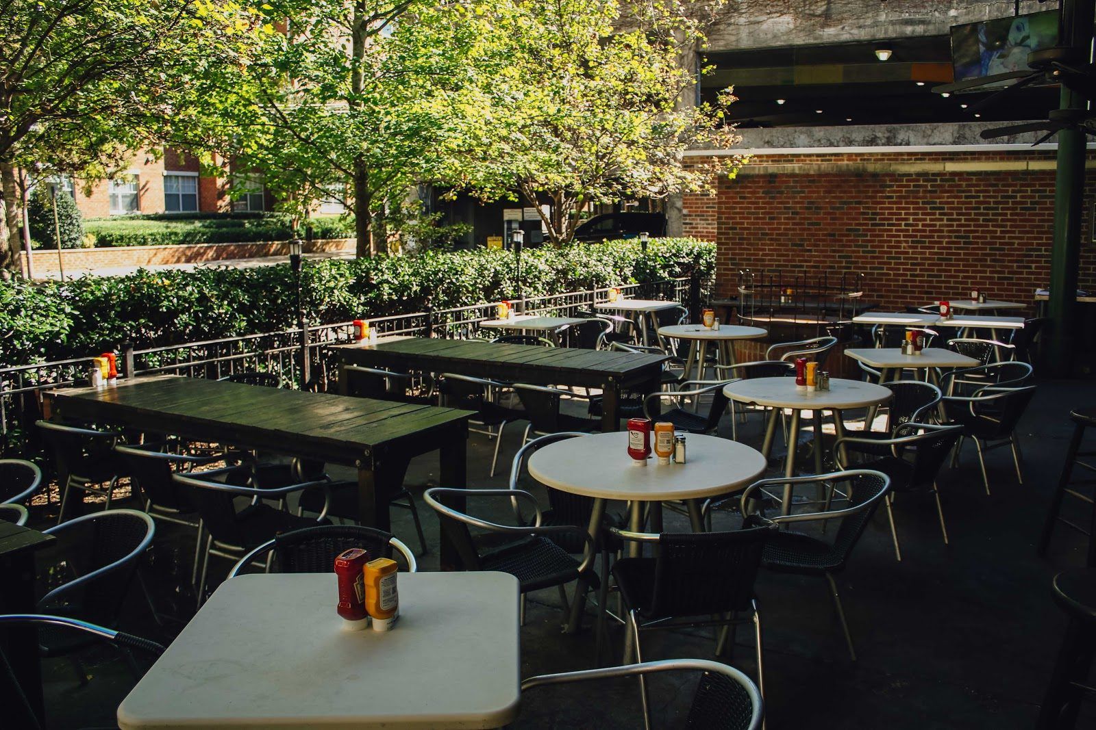 Cypress Street Pint & Plate Atlanta bar interior