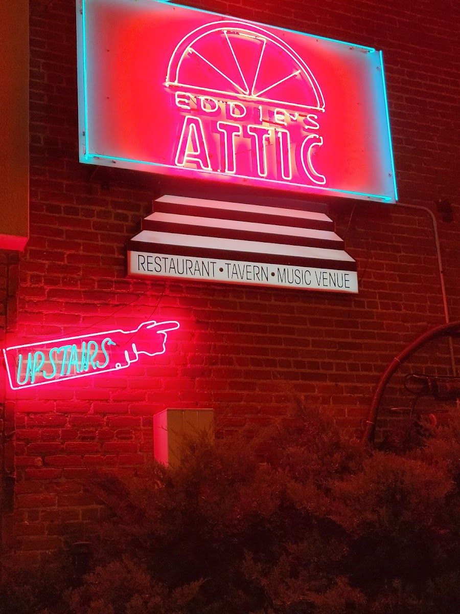 Eddie's Attic Decatur atmosphere