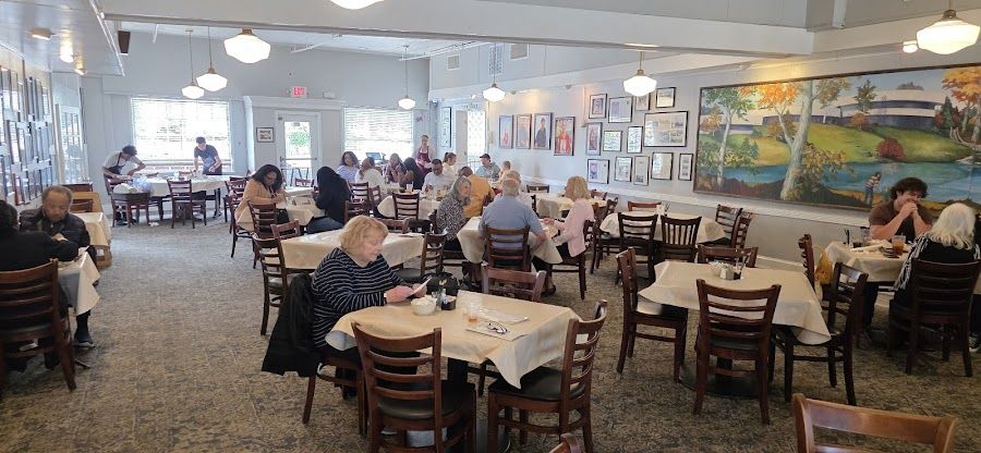 Mary Mac's Tea Room Bar Atlanta interior