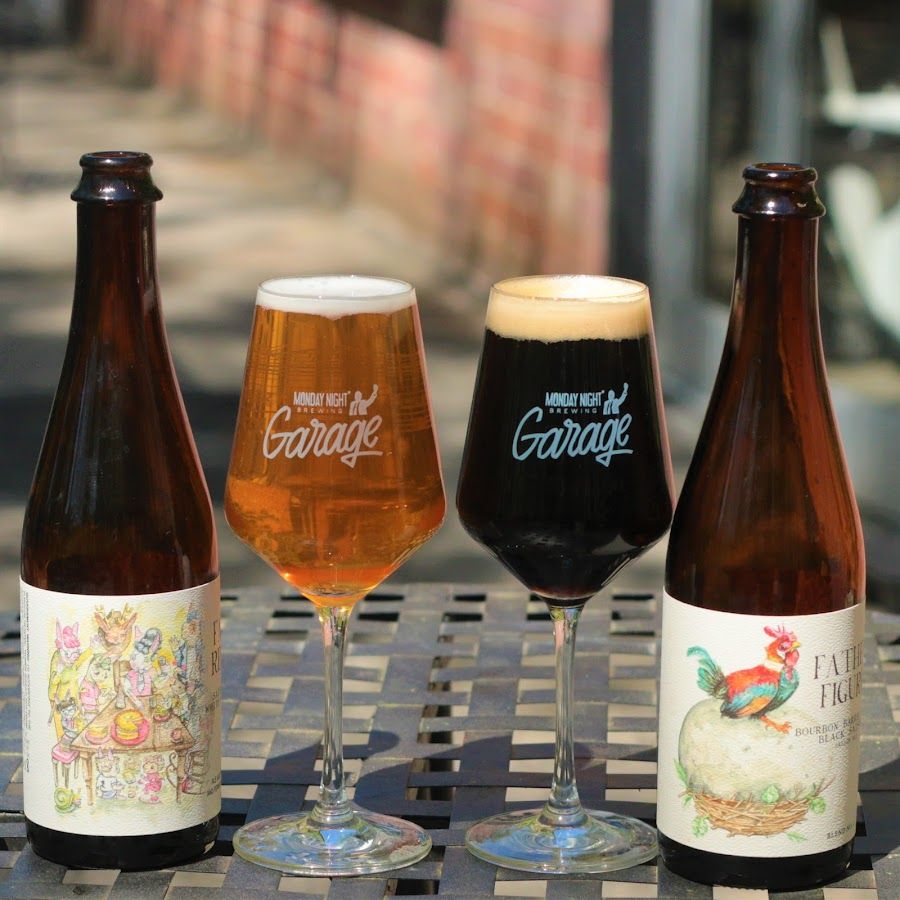 Monday Night Brewing Garage bar service