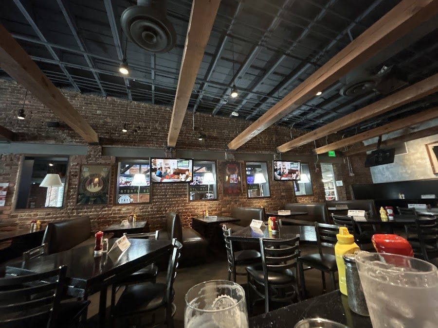 STATS Brewpub Castleberry Hill atmosphere