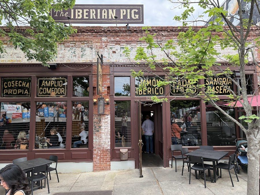 The Iberian Pig Bar bar service