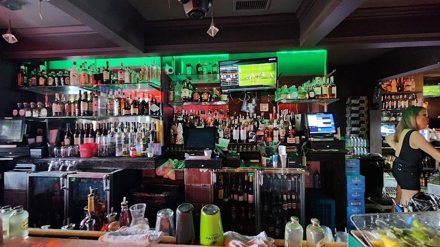 The Roof at Whiskey Mistress Buckhead atmosphere