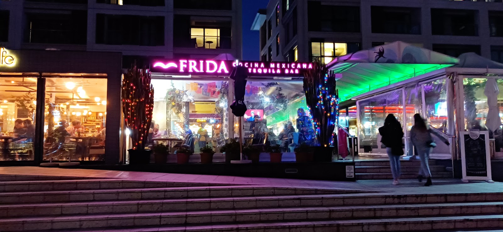 Freida Margolis, Auckland