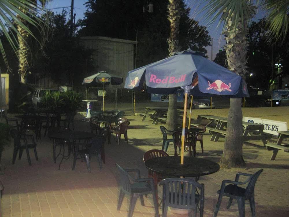 Aussie's Grill &amp; Beach Bar, Austin