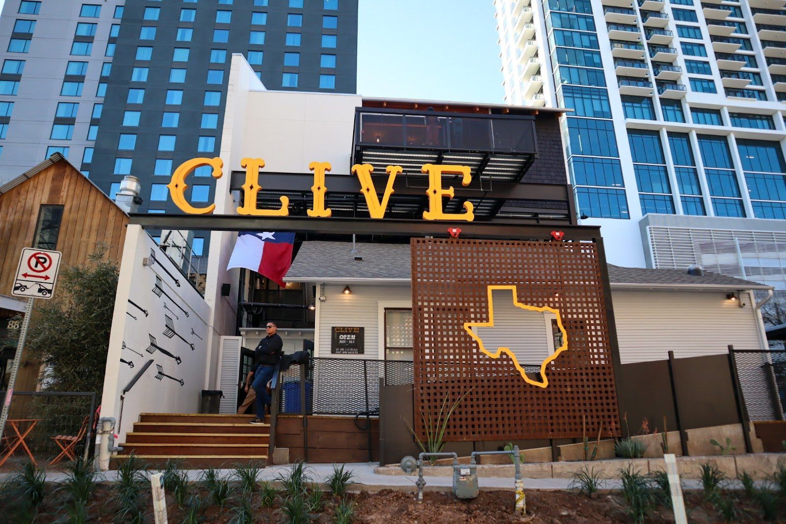Clive Bar Austin bar interior