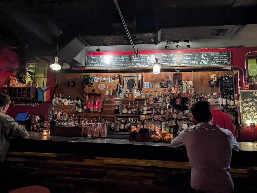 Firehouse Lounge Downtown atmosphere