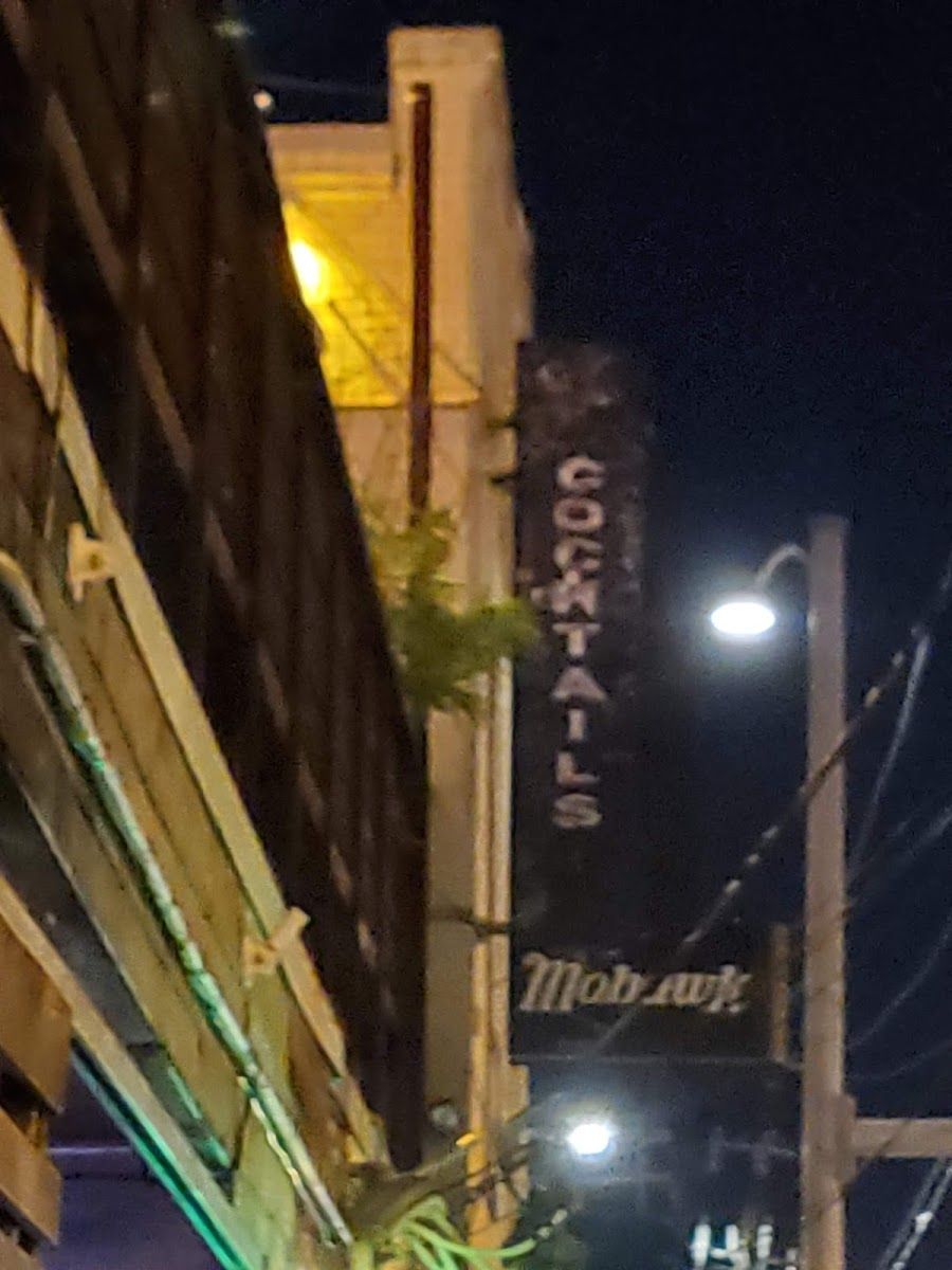 Mohawk bar service