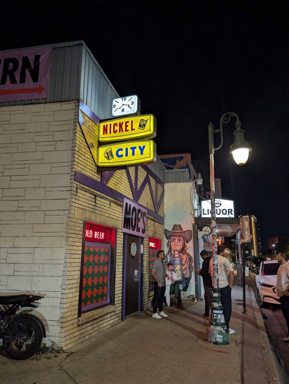 Nickel City, Austin