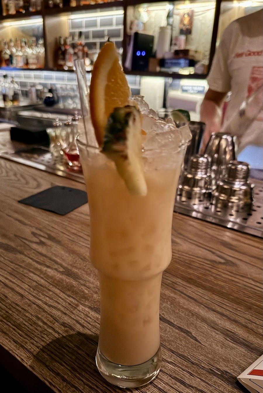 Small Victory bar service