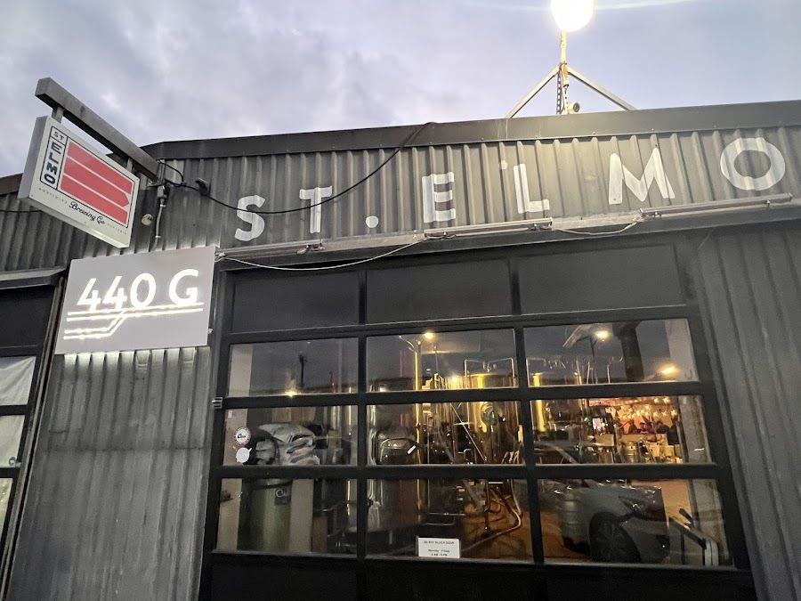 St Elmo Brewing bar service