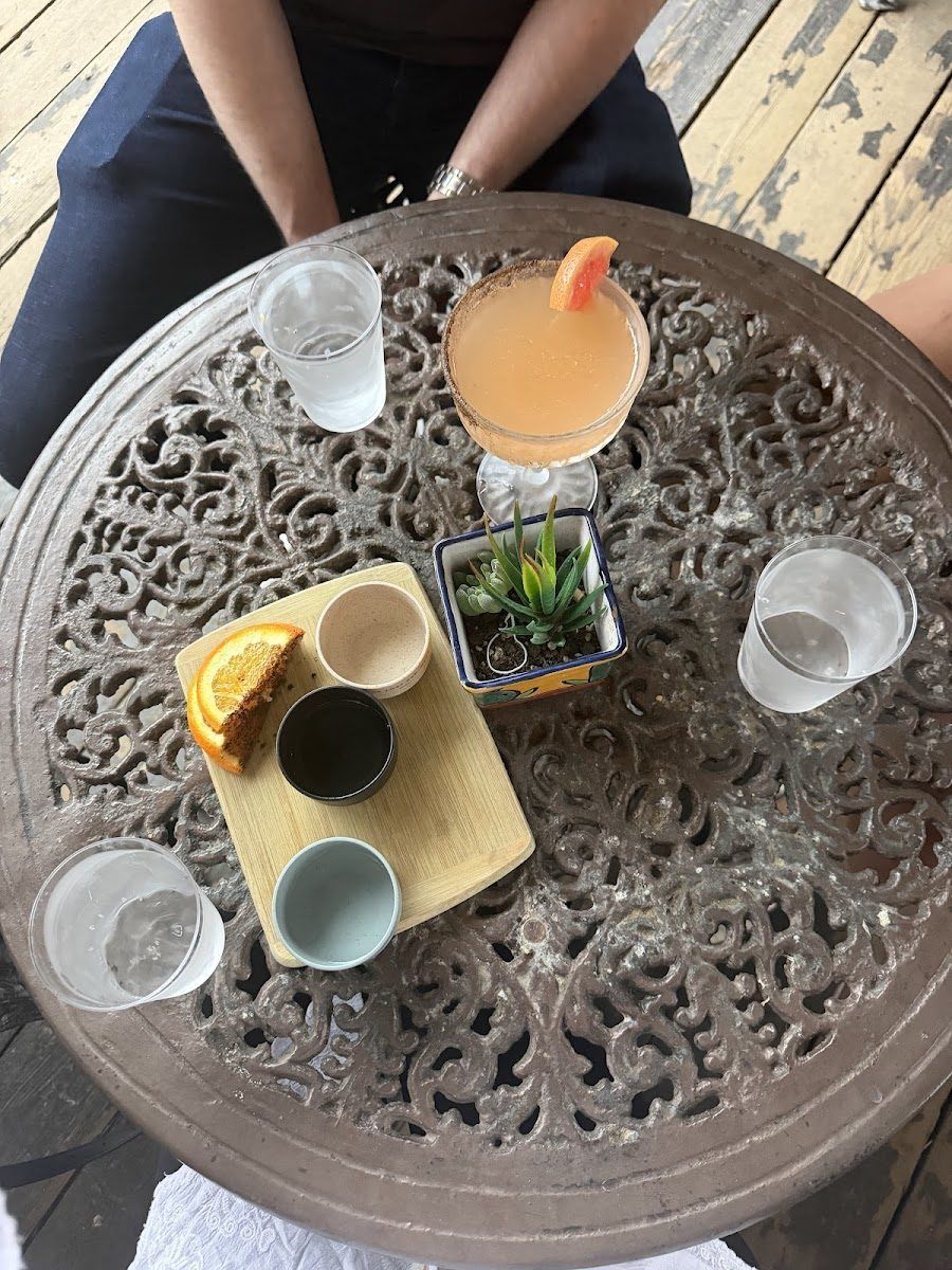 Techo Mezcaleria Downtown atmosphere