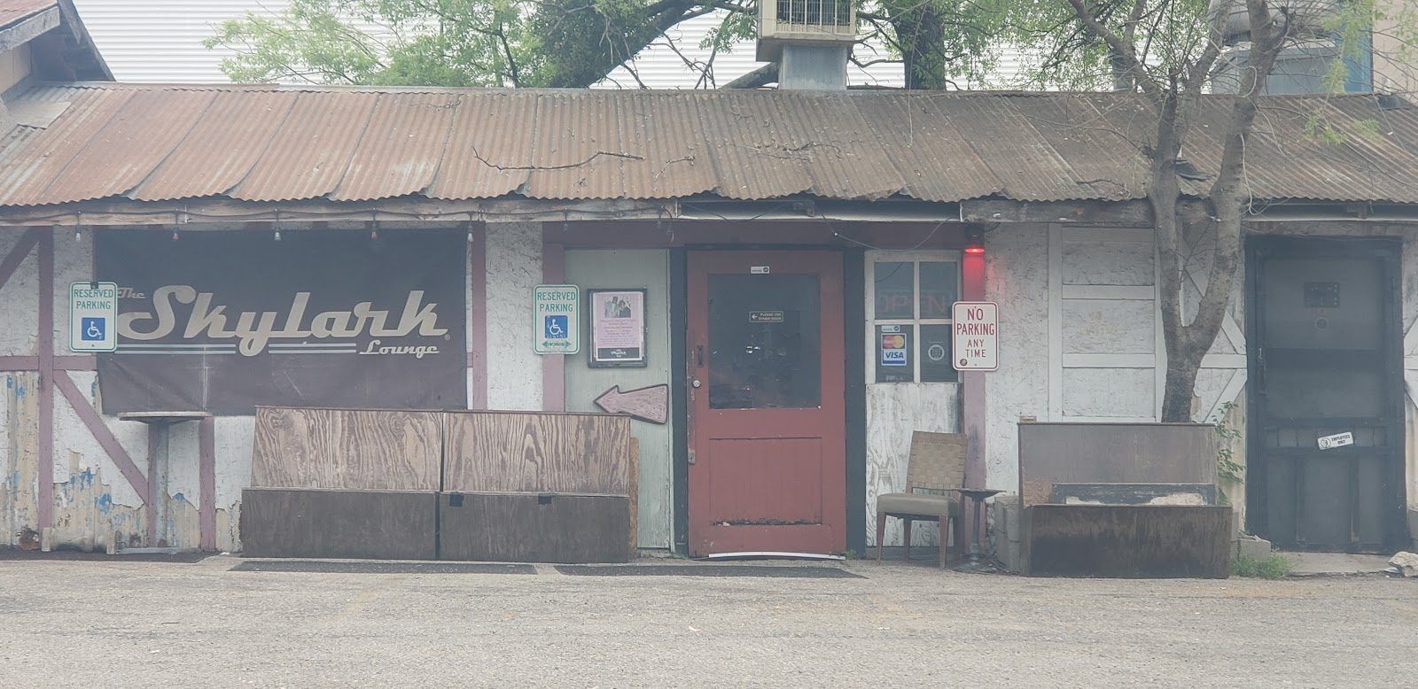 The Skylark Lounge, Austin