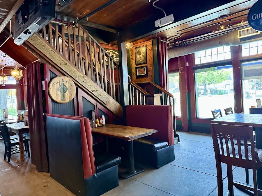 The Tavern West Campus atmosphere