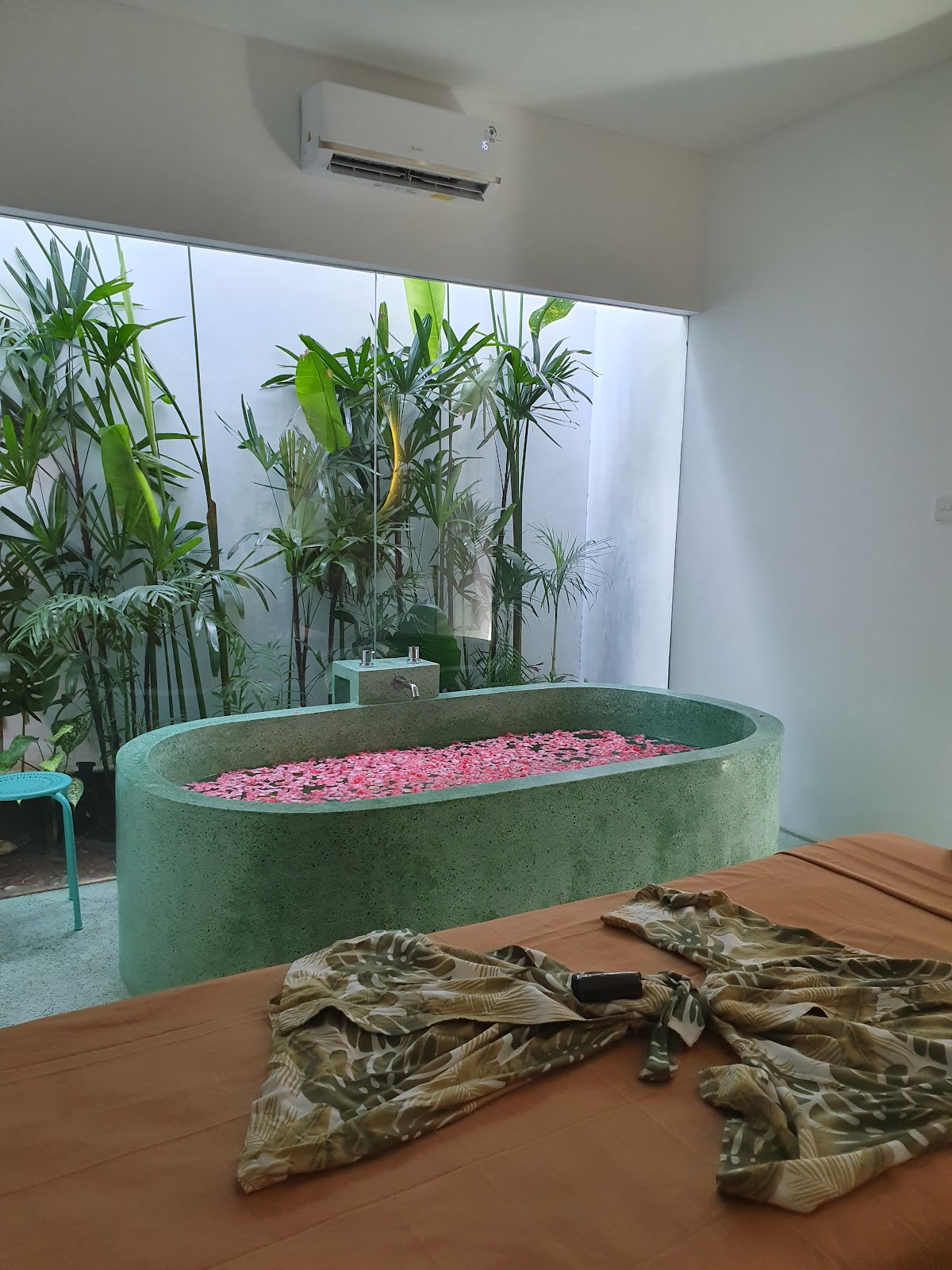 Body Tonic, Bali