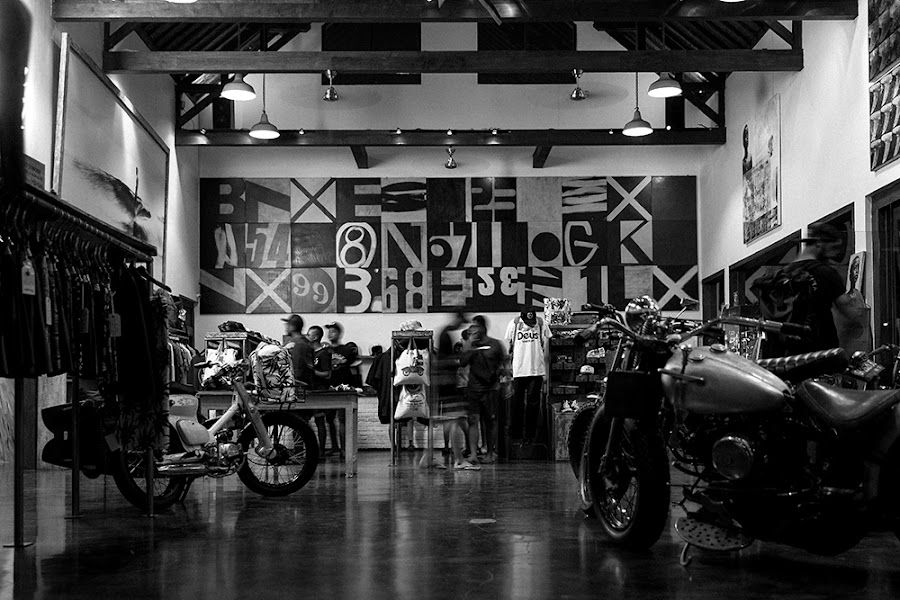 Deus Ex Machina Bali interior