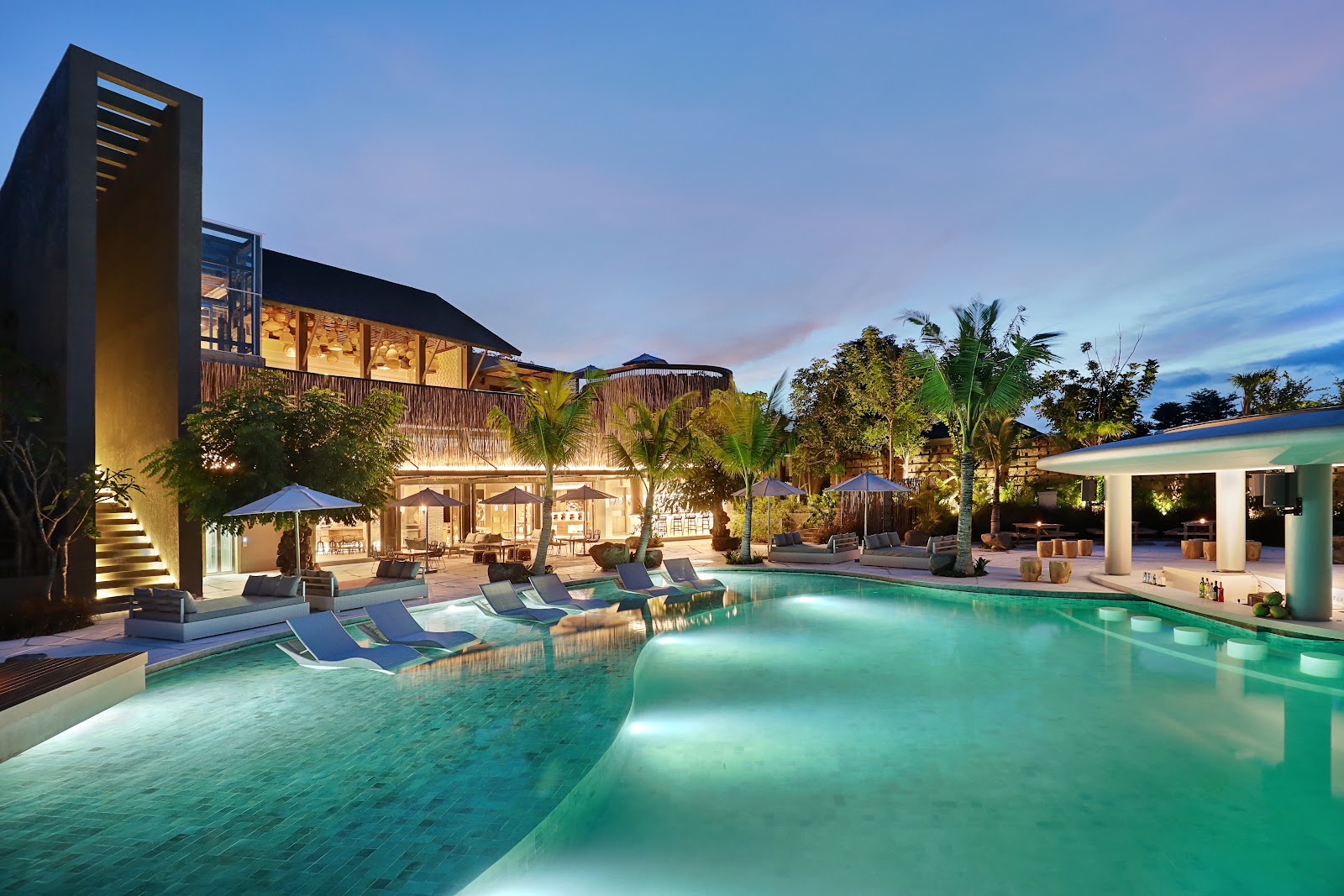Fingers Crossed, Bali