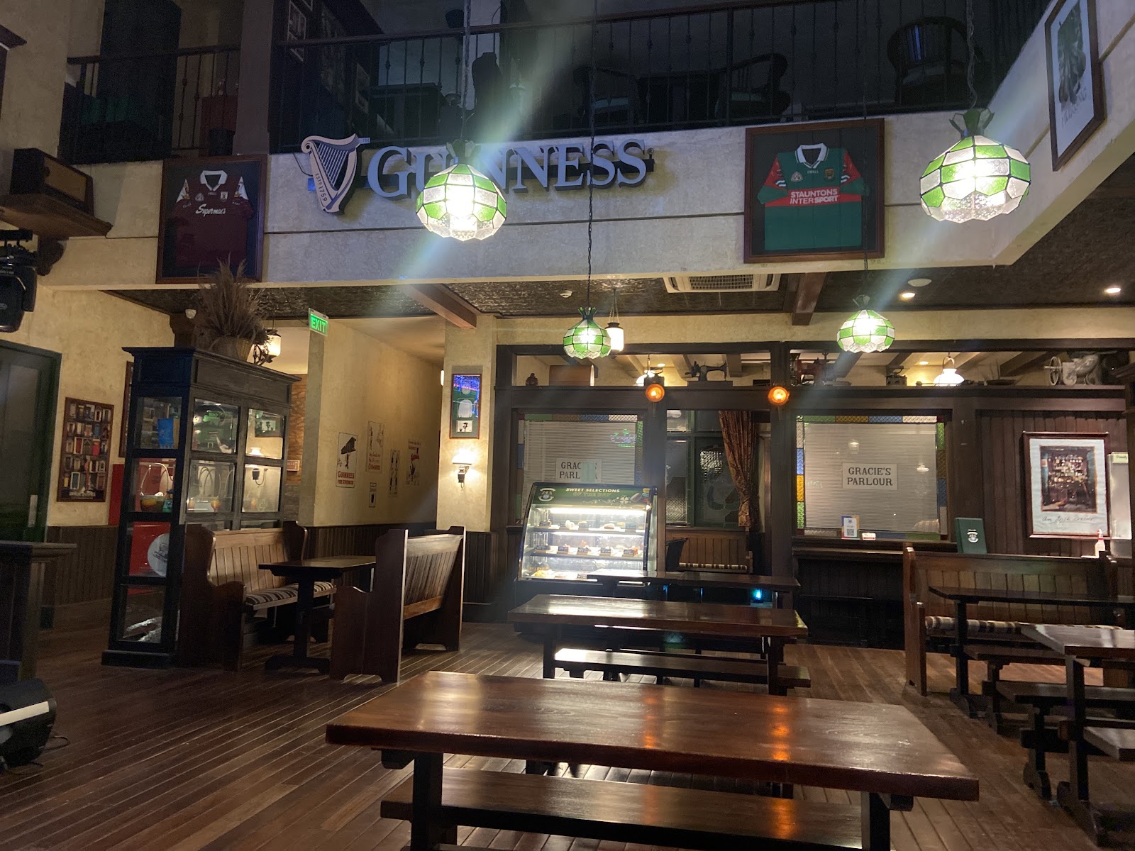 Stadium Cafe Sports Bar