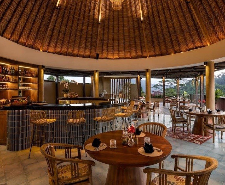KU DE TA, Bali