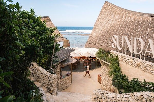 Finns Beach Club Bali