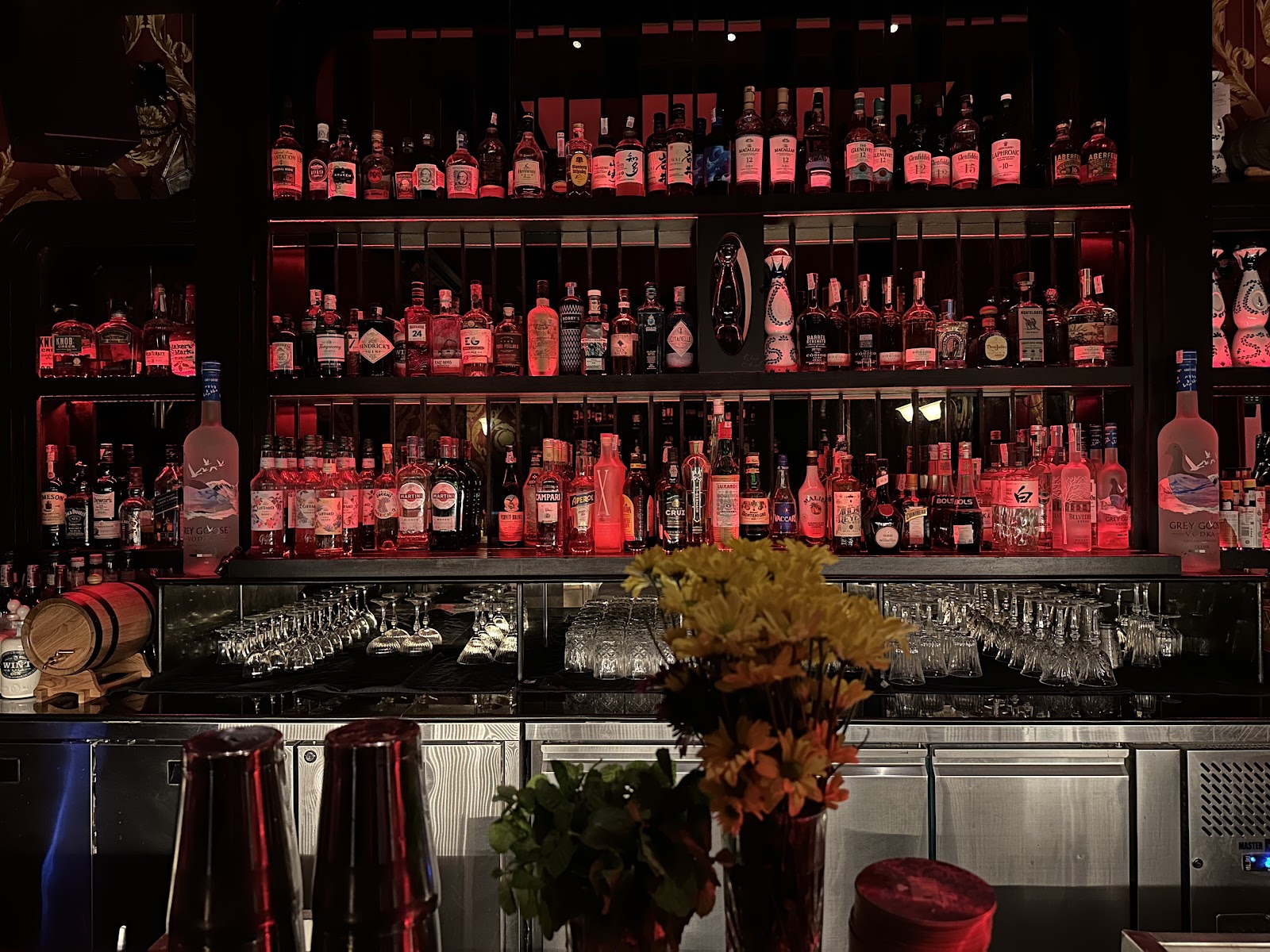The Shady Flamingo interior