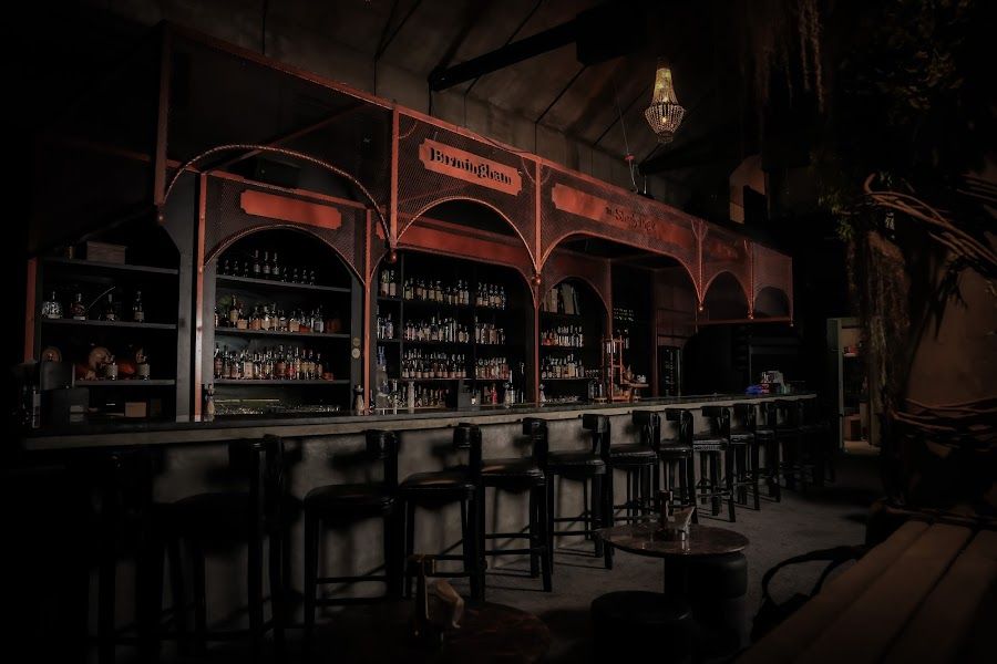The Shady Pig cocktail at the bar