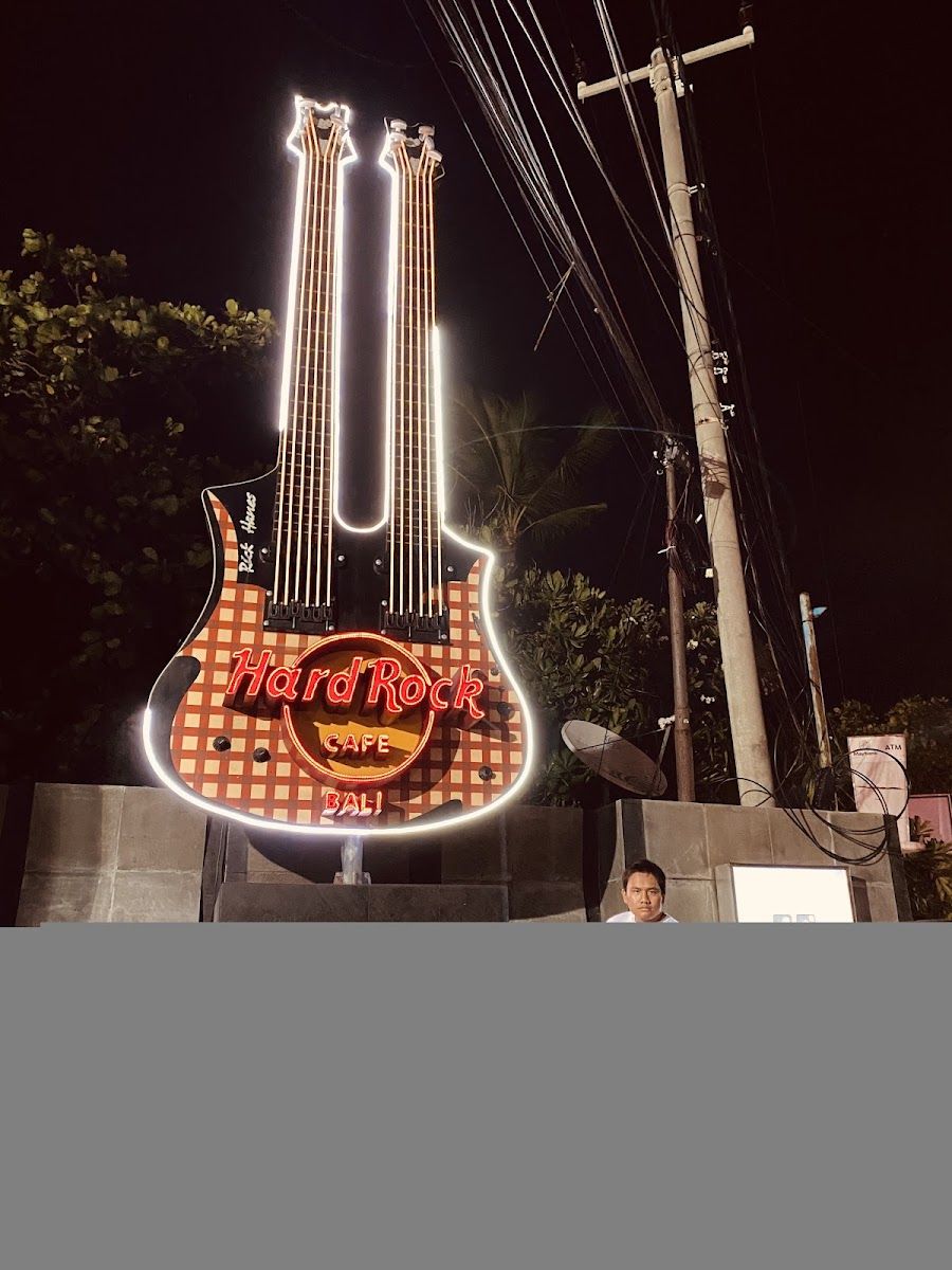 Hard Rock Cafe Bali bar service