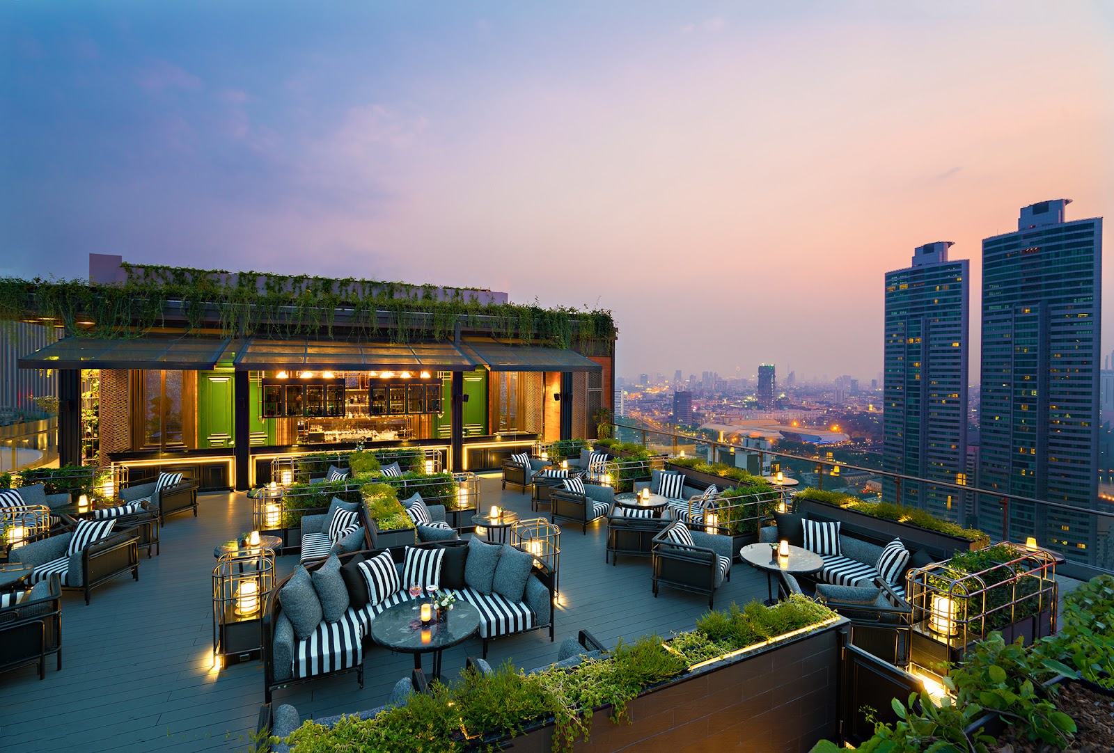 ABar Rooftop Khlong Toei, Bangkok room detail 1