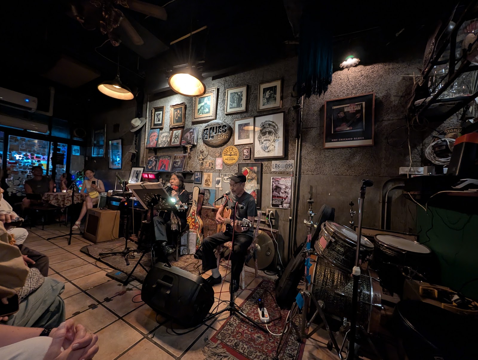 Adhere 13th Blues Bar Banglamphu (Khao San area), Bangkok room detail 1