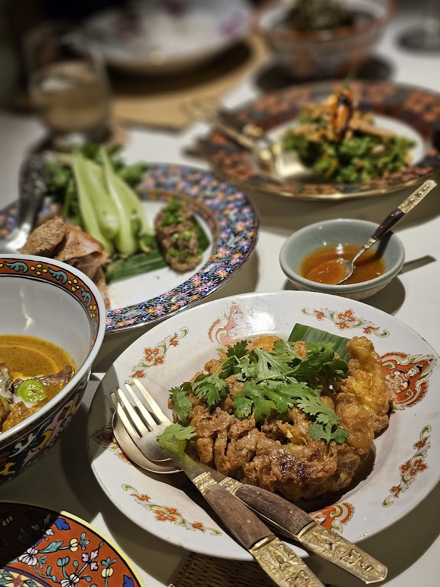 Akkee, Bangkok