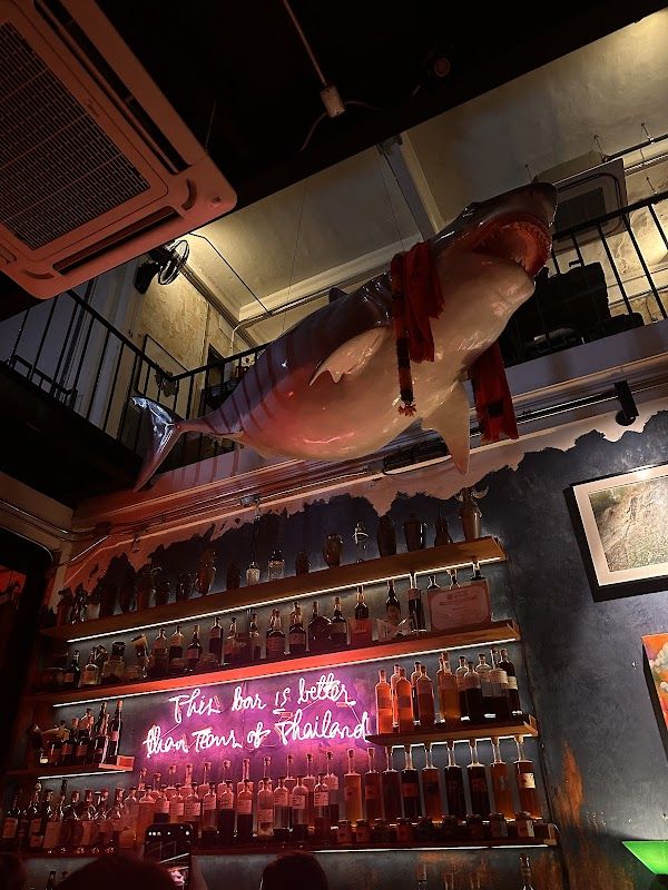 Mahaniyom Cocktail Bar Bangkok