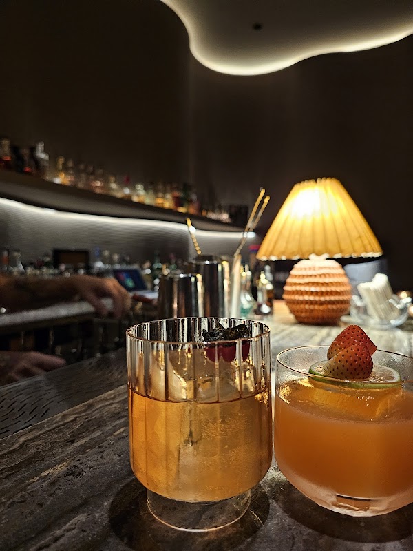 Dry Wave Cocktail Studio in Bangkok