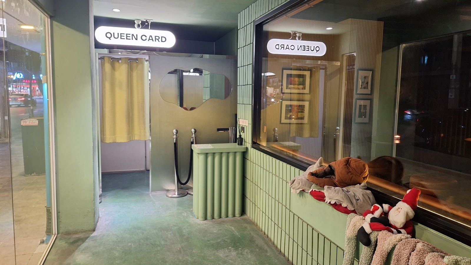 Find the Photo Booth, Bangkok