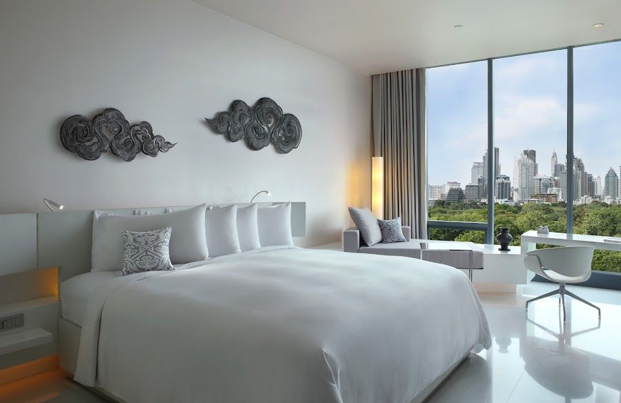 Lennon's Bangkok interior