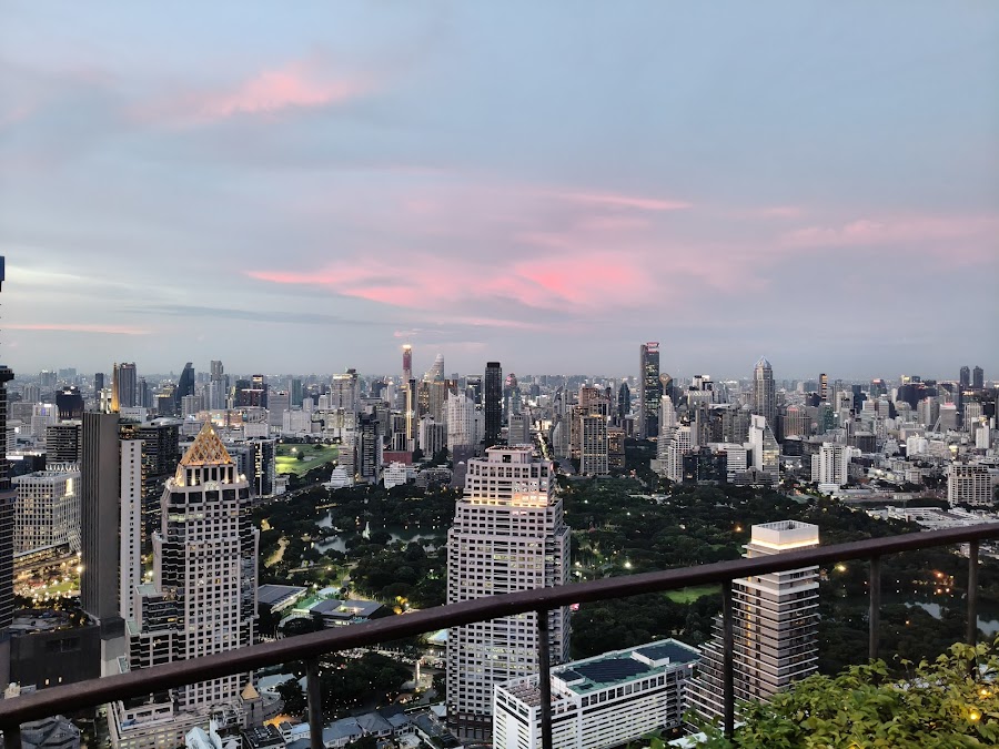 Moon Bar Bangkok, Bangkok