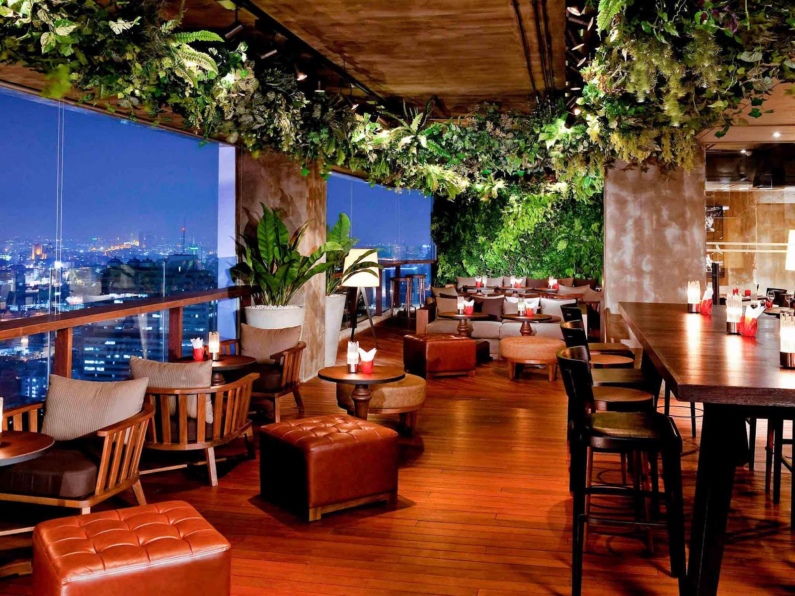 Scarlett Wine Bar