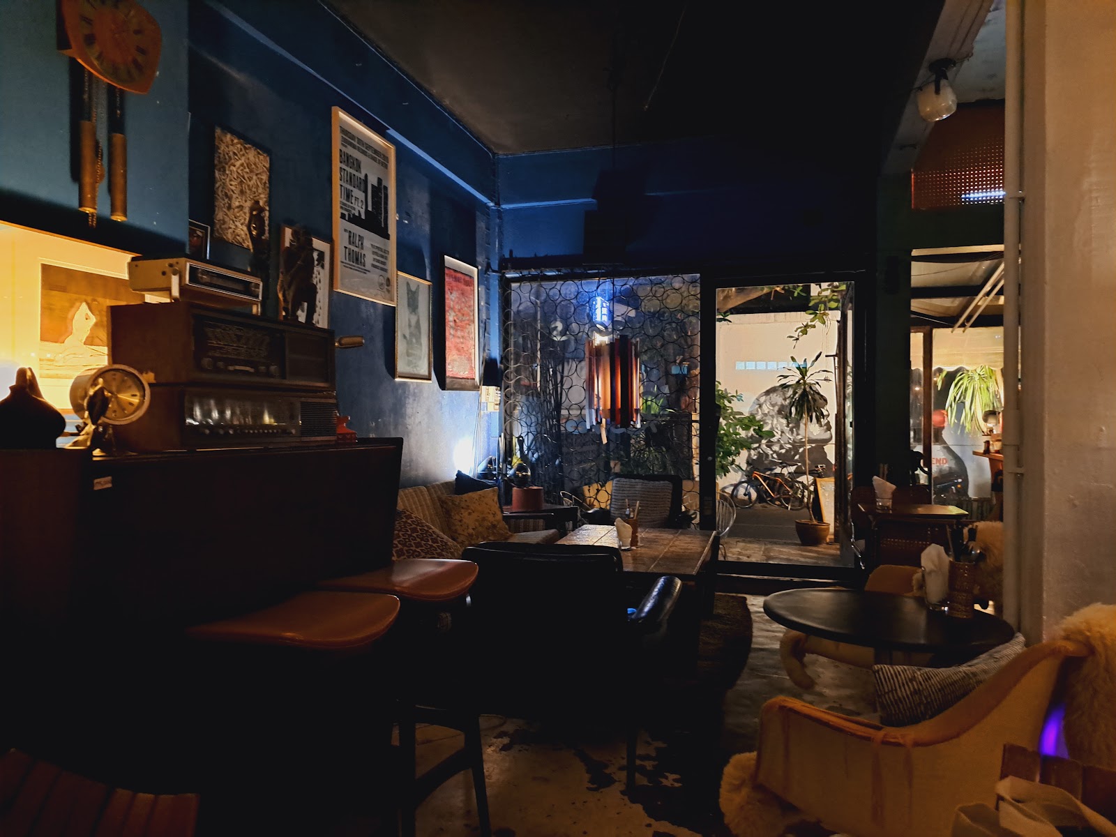 Shades of Retro, Bangkok