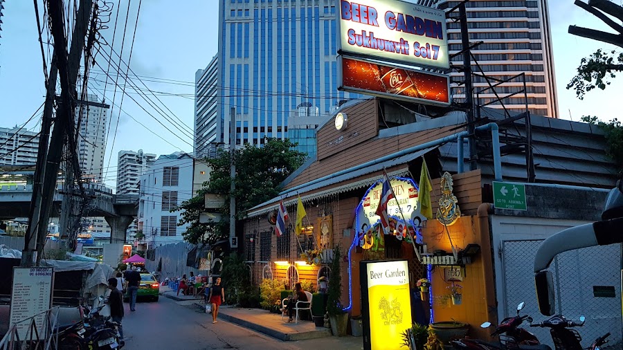 Mahanakhon Bar in Bangkok